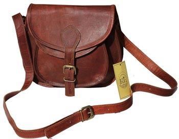 Ladies sling bag in brown leather