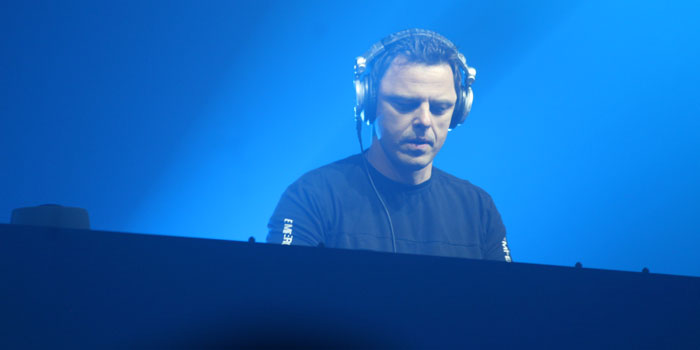 DJ Markus Schulz at the console