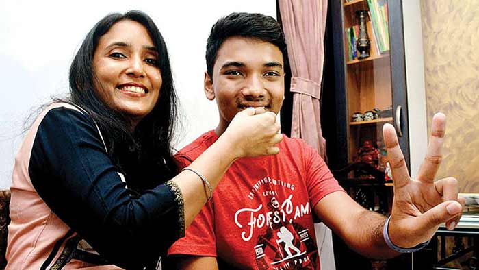 Adree Das with his mother