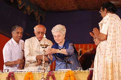 Chiara Lubich on her visit to India