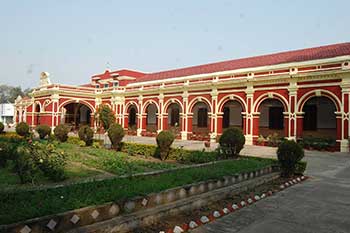 St Mary's Convent College, Prayagraj building